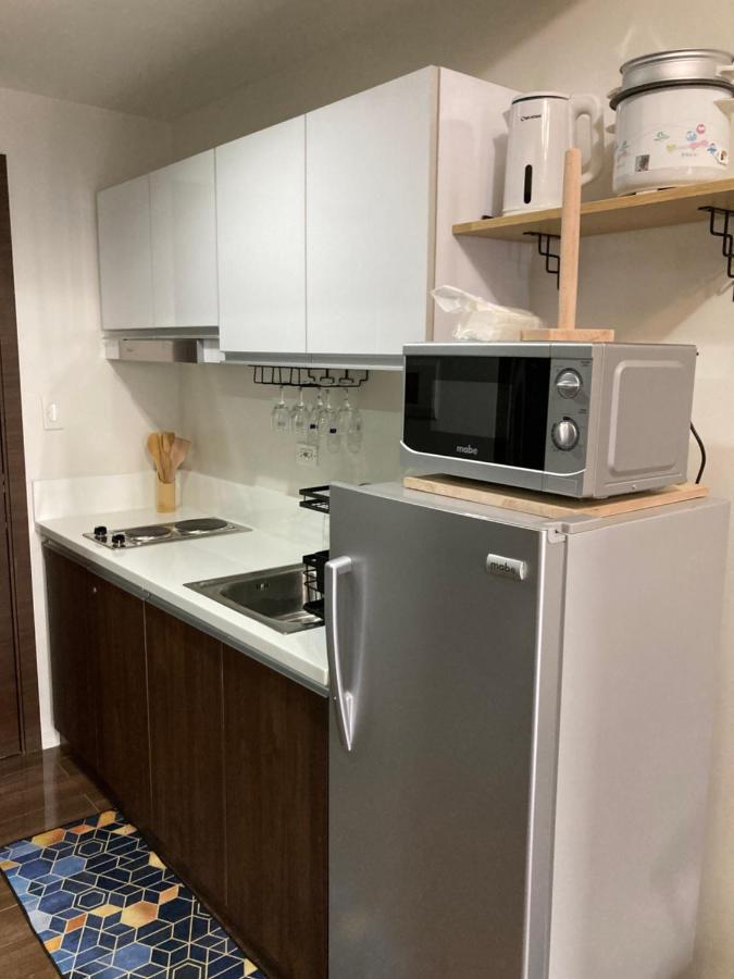 Makati Amazing View Penthouse Studio, Air Residence, Fast Internet Manila Luaran gambar