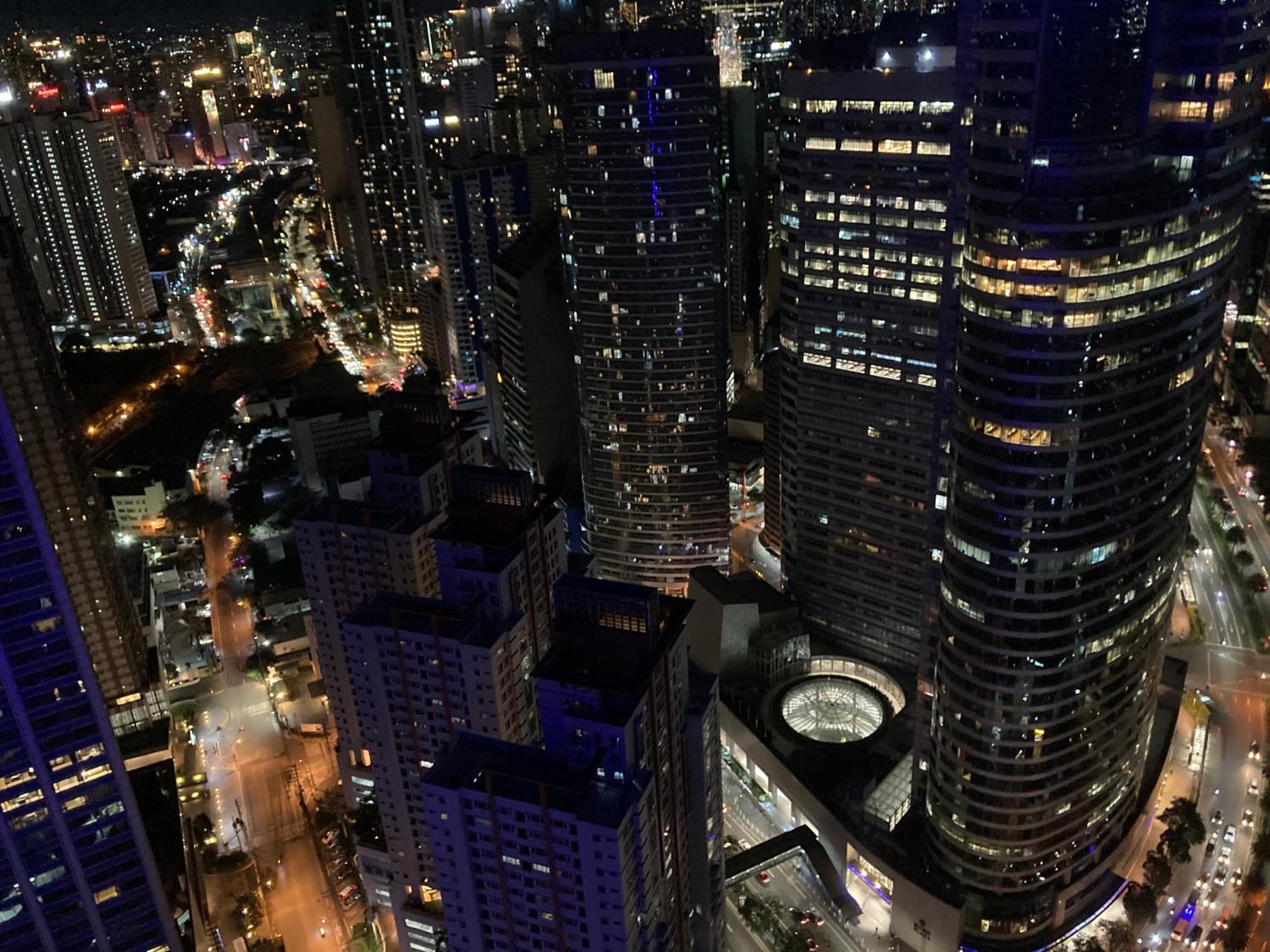 Makati Amazing View Penthouse Studio, Air Residence, Fast Internet Manila Luaran gambar